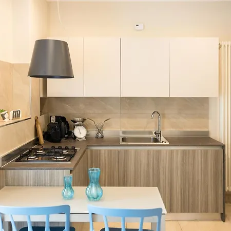Russohospitality - *